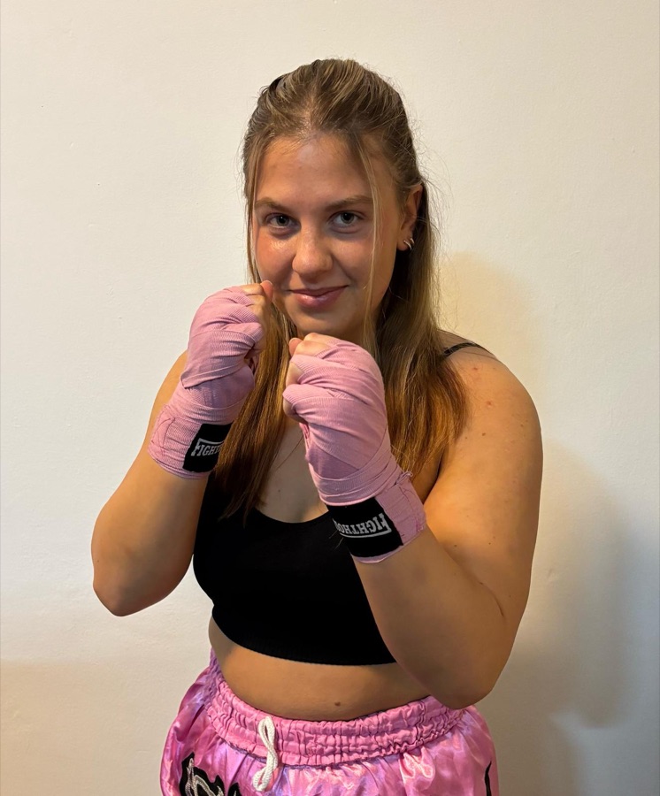 Anna Krollig, Kämpfer bei Fightholics Wolfsburg